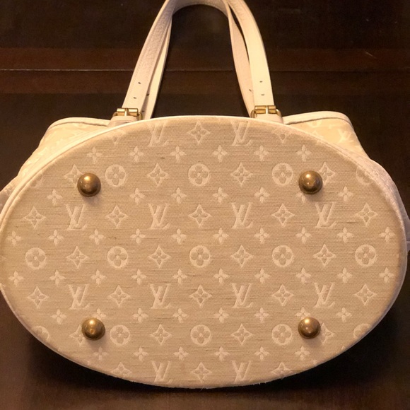 Louis Vuitton Monogram Lin Mini Bucket - Picture 4 of 6